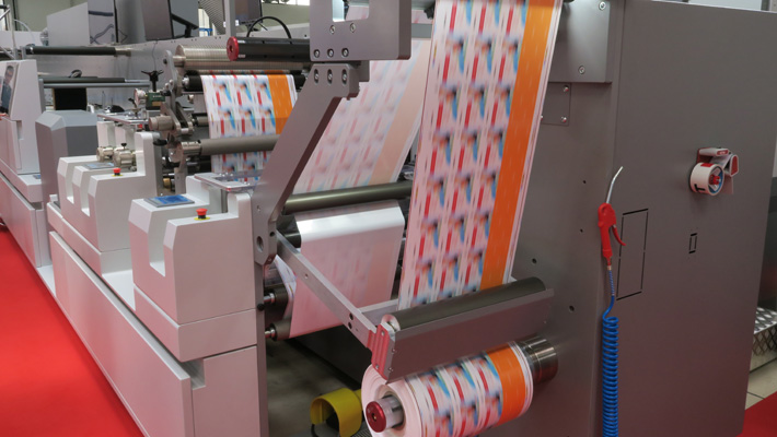 Customised labels for industrial use